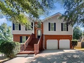 5622 Elwood Cir - Photo 1 of 1