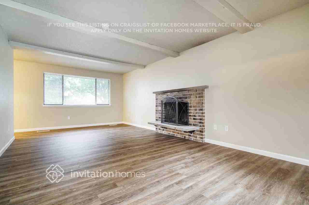 14719 104th Avenue East - Photo 3 of 16