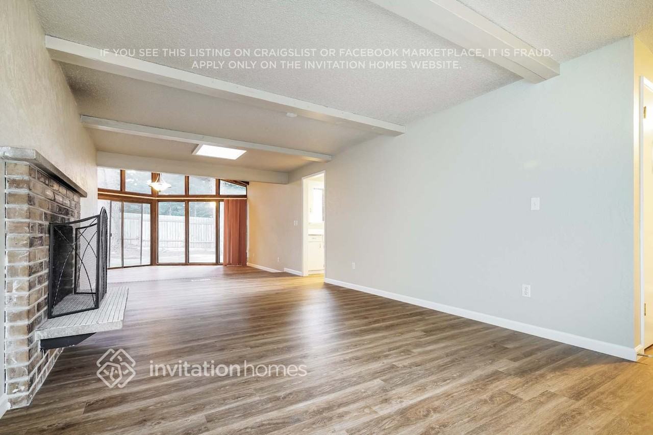 14719 104th Avenue East - Photo 5 of 16