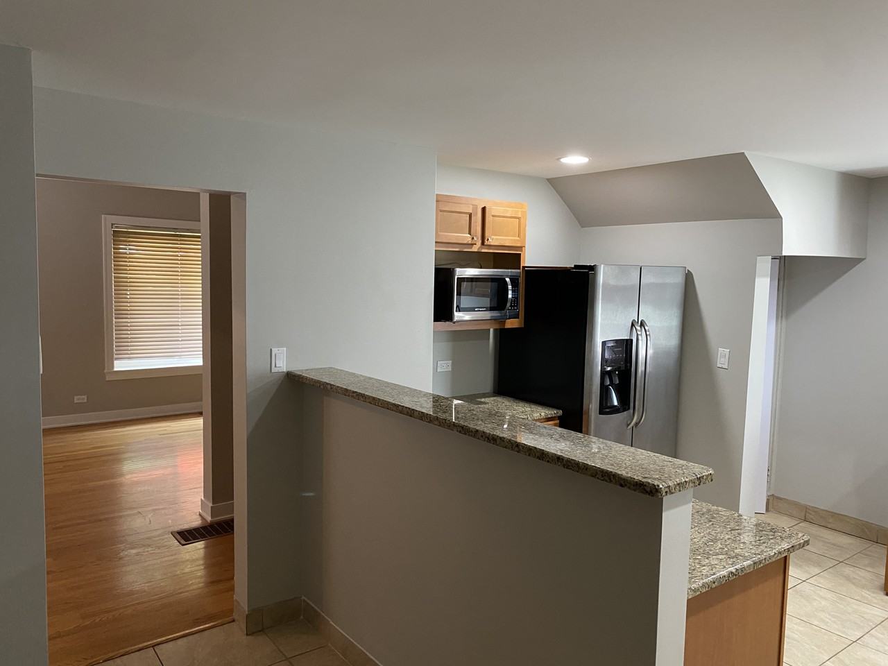 8723 South Michigan Avenue - Photo 5 of 15