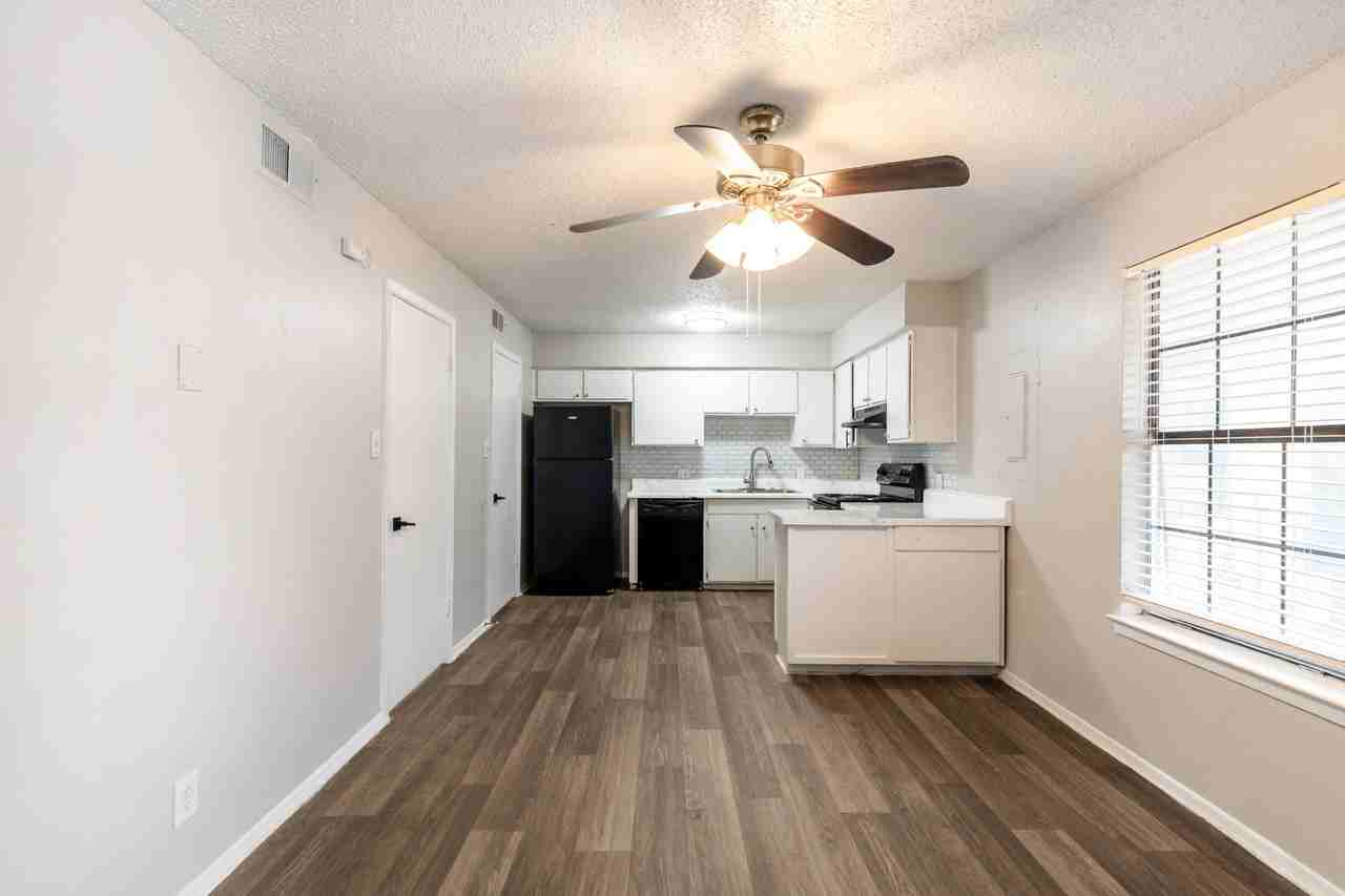 Buena Vista Apartments - Photo 4 of 52