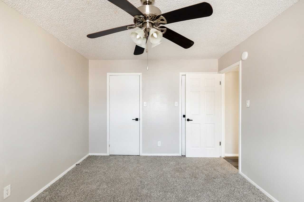 Buena Vista Apartments - Photo 5 of 52