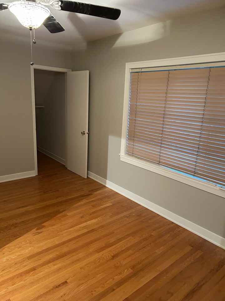 8723 South Michigan Avenue - Photo 4 of 15