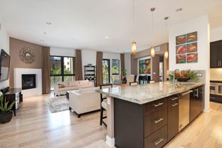 402 Rockefeller - Photo 1 of 1