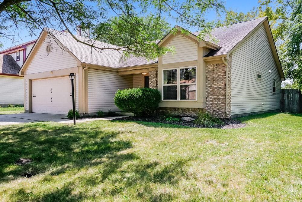 11853 E Michigan St - Photo 3 of 16