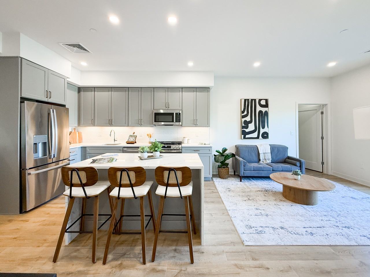 17 Argyle Street #1 - Photo 2 of 10