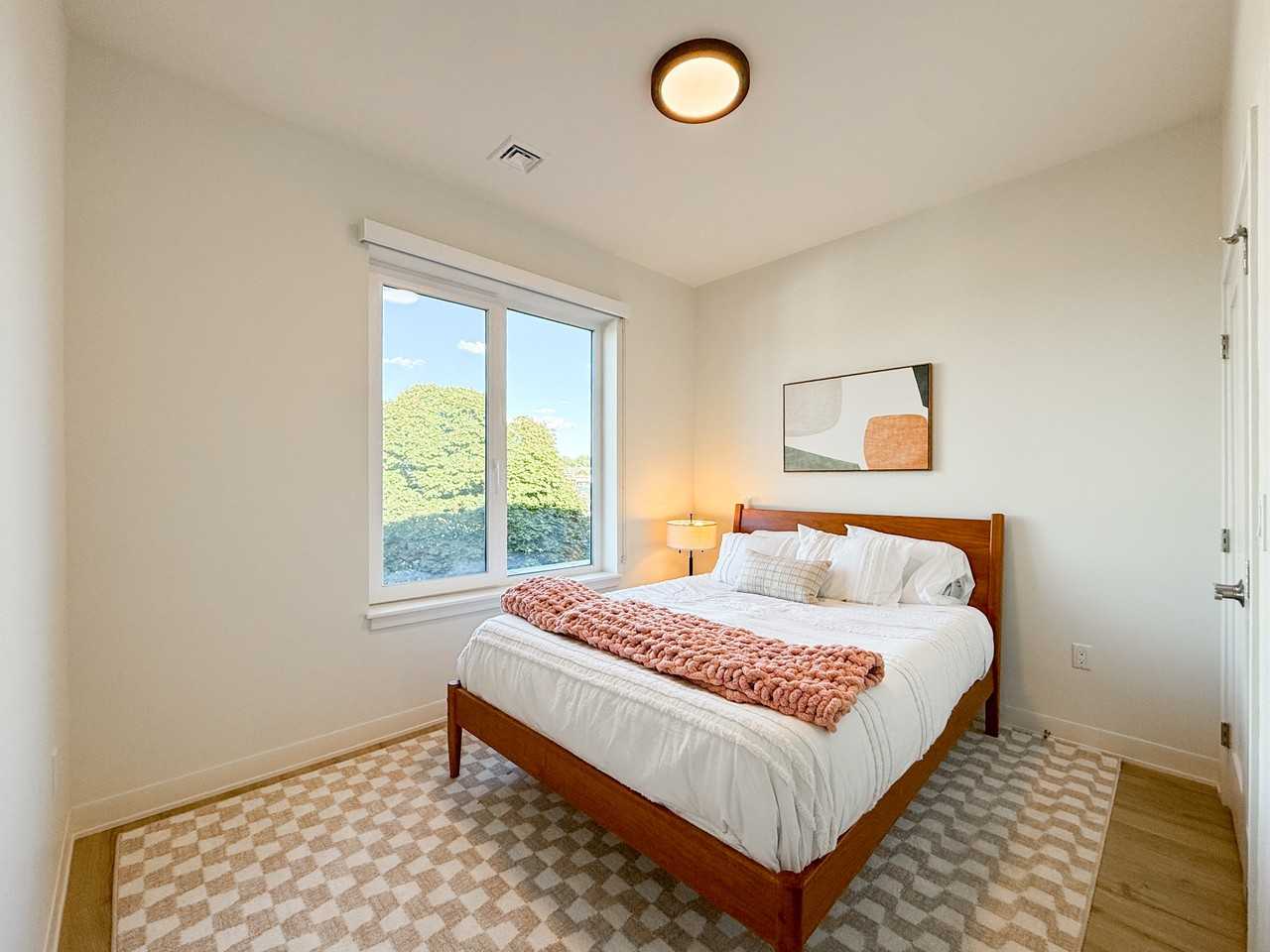 17 Argyle Street #1 - Photo 5 of 10