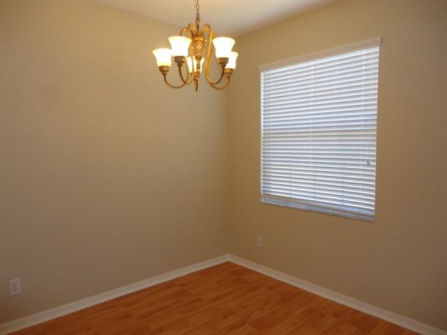 1418 Loretto Cir - Photo 3 of 21