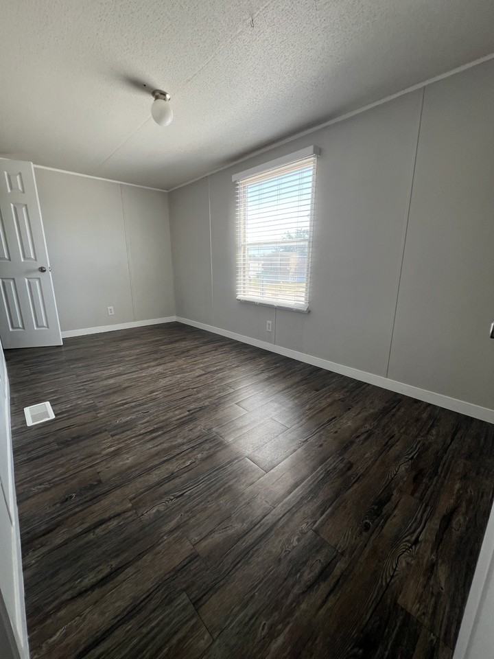 49 Paradise Ave #NA - Photo 2 of 11