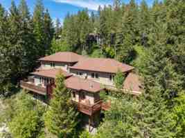 featured image of 1932 Ridge Crest Drive #1932