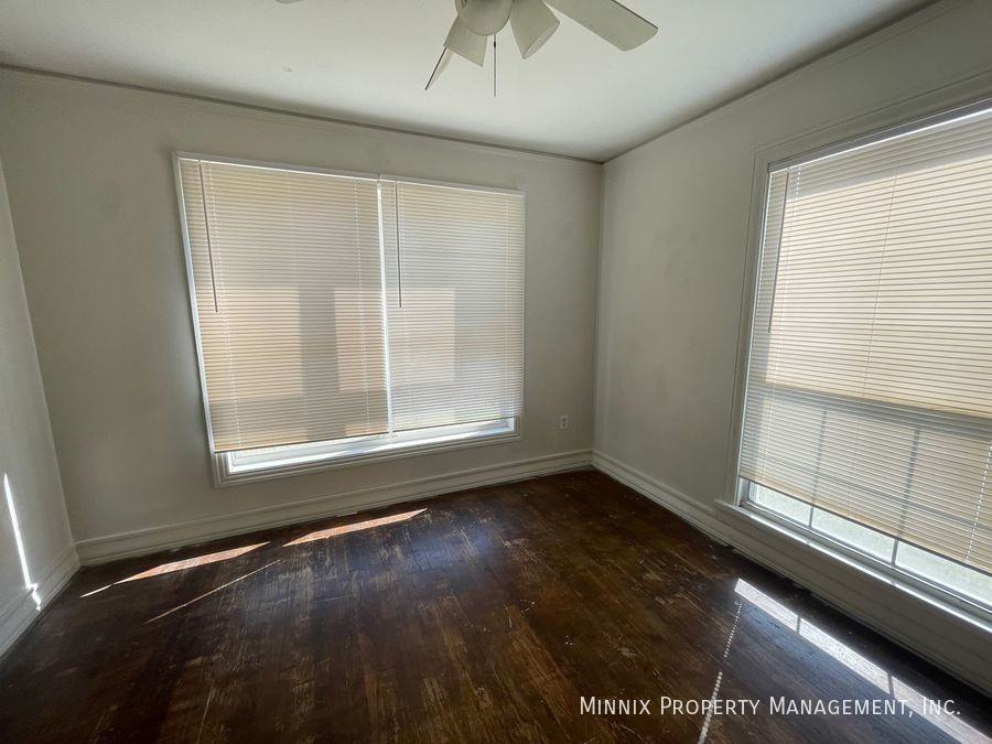 911 South Virginia Street - Photo 7 of 13