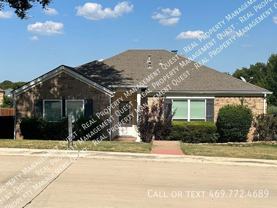 3433 Country Club Dr - Photo 1 of 1