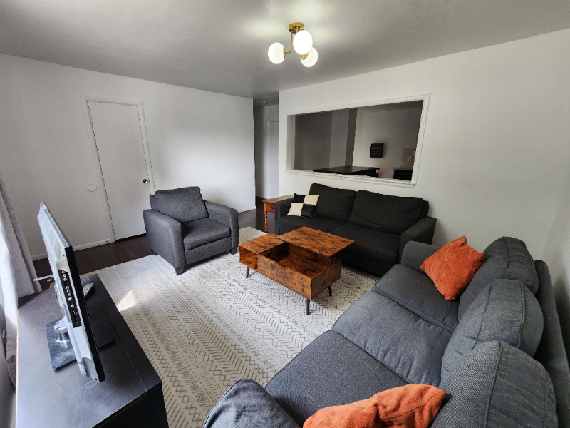 7618 Umatilla St - Photo 2 of 10