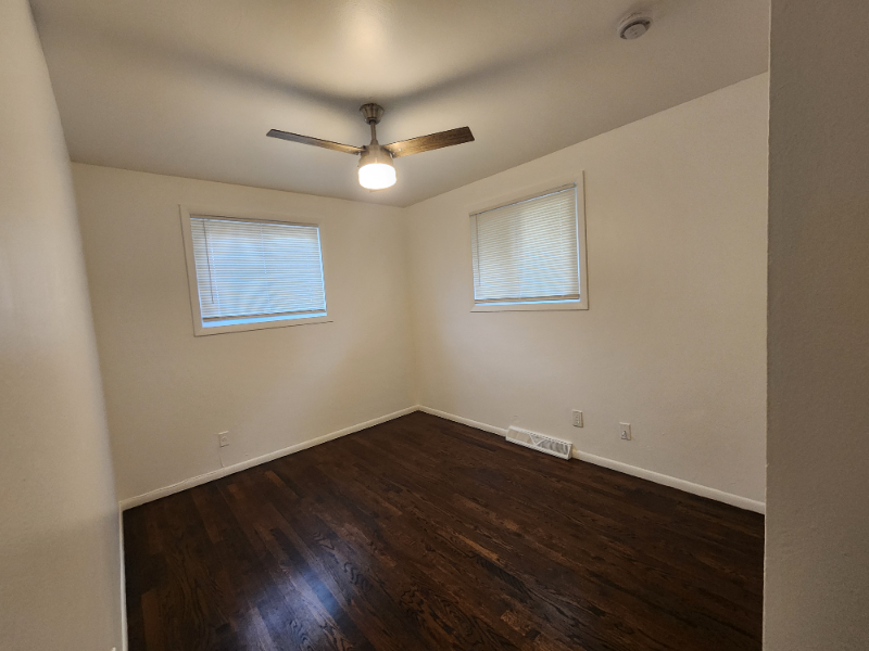 7618 Umatilla St - Photo 5 of 10