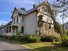 featured image of 10 Abbott St