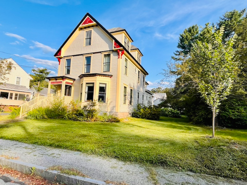 10 Abbott St - Photo 3 of 6