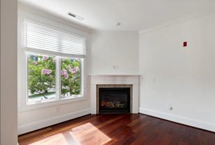 400 W Rosemary St #114 - Photo 1 of 1