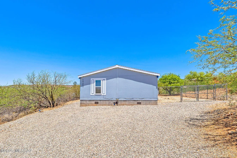 3925 E Coronado Sunset Dr - Photo 2 of 15