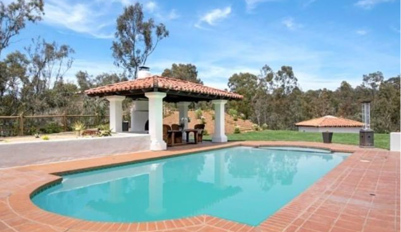 991 Lomas Santa Fe Dr - Photo 3 of 13