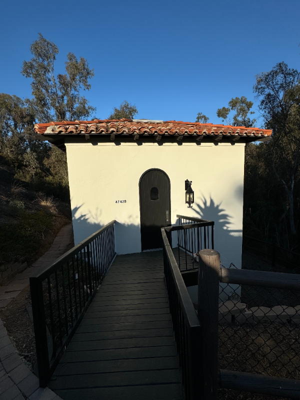 991 Lomas Santa Fe Dr - Photo 4 of 13