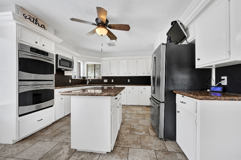 503 Ellingham Dr - Photo 4 of 6