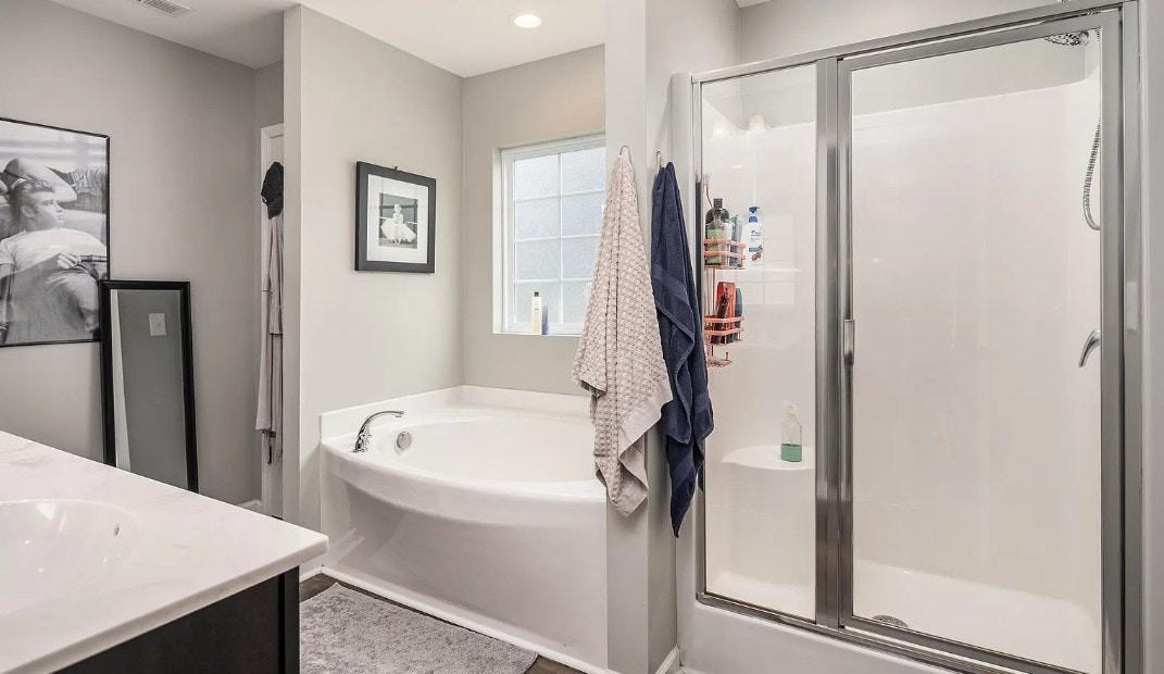 704 Arbor Drive - Photo 3 of 9