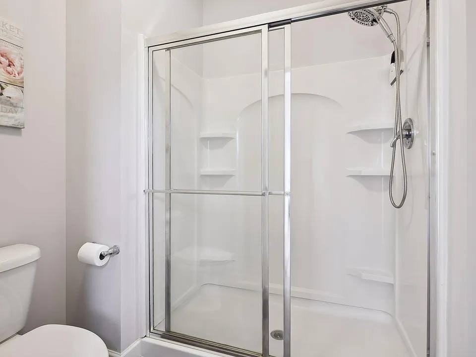 18115 Icon Court - Photo 2 of 6