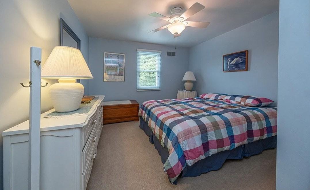 8850 Breezewood Drive - Photo 2 of 9