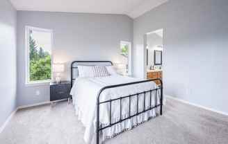 983 Northeast Ayrshire Drive - Photo 1 of 1