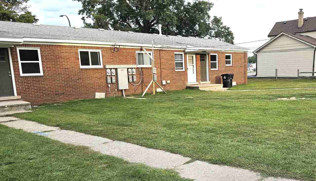 5921 North Wayne - Photo 2 of 28