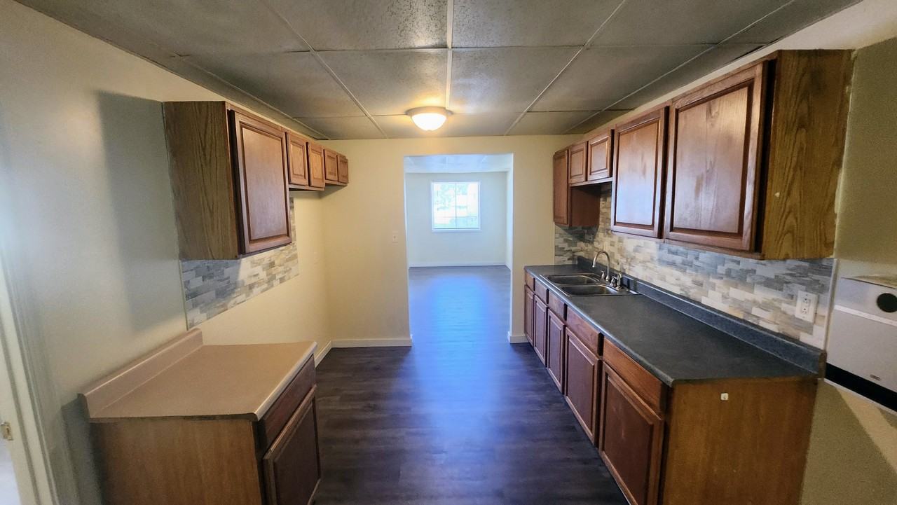 Broadway St - Photo 3 of 10