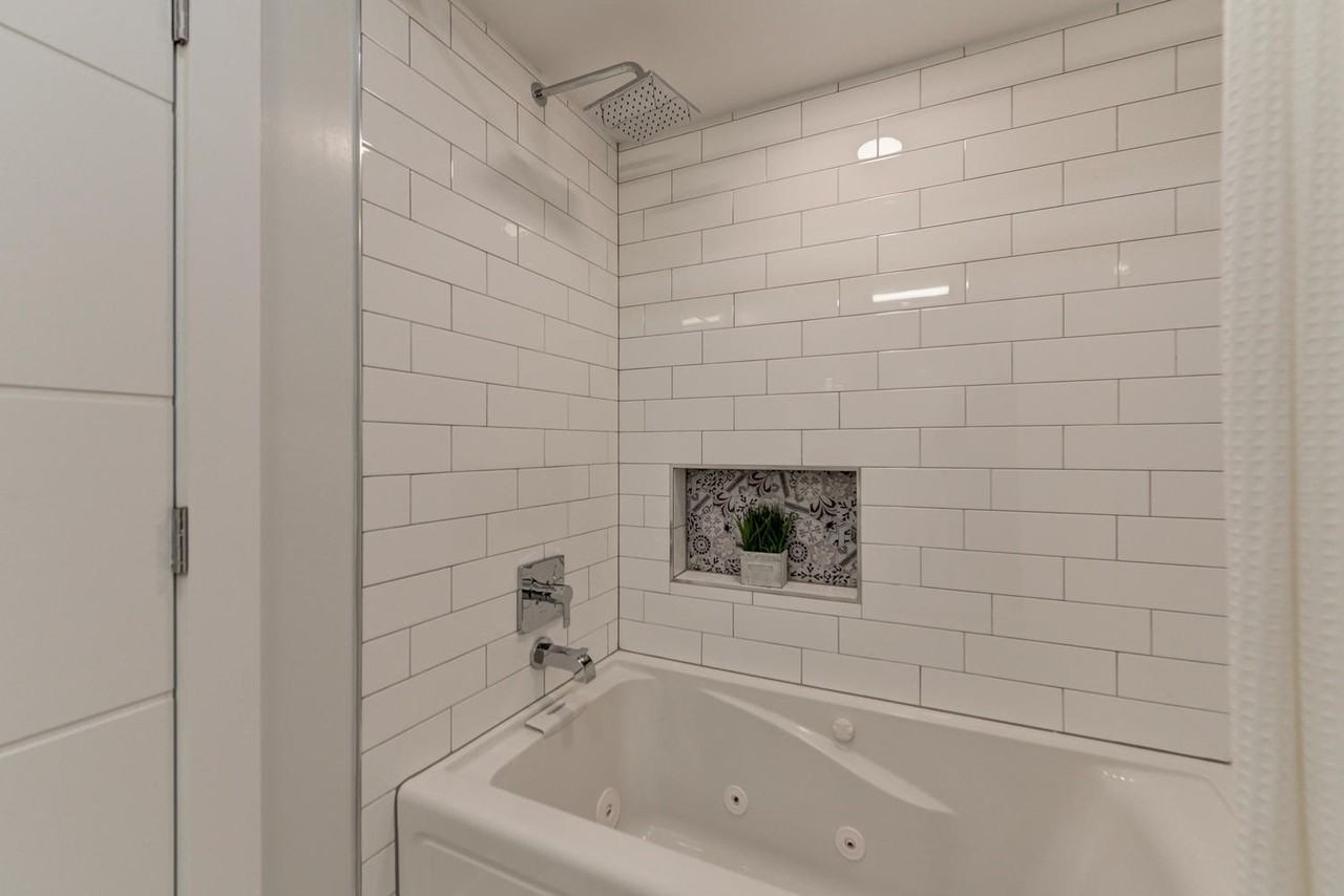 3716 13th Street NW Unit 1 - Photo 6 of 27