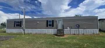 featured image of 2739 E 11th Ct