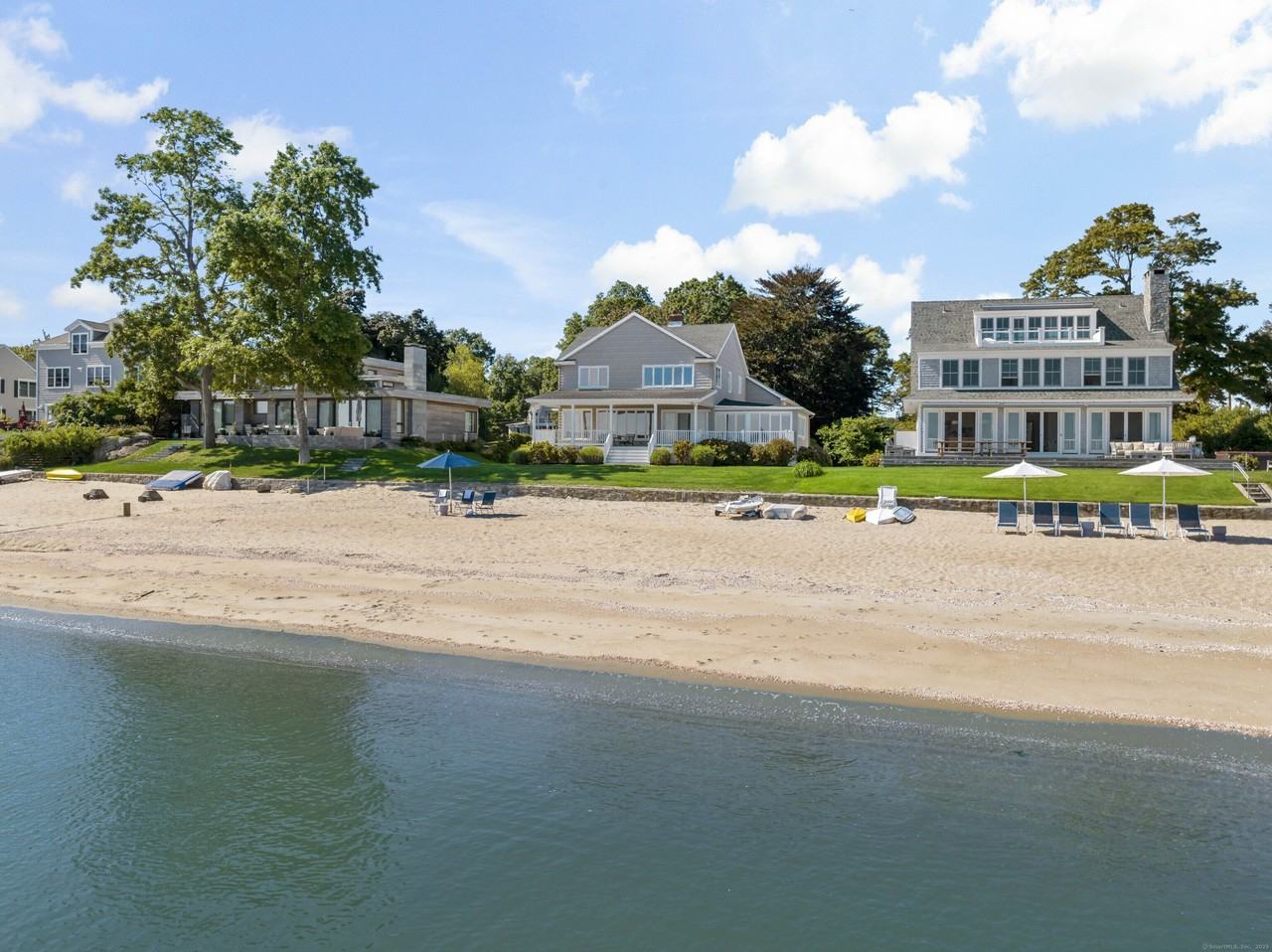 43 Shore Rd - Photo 2 of 32