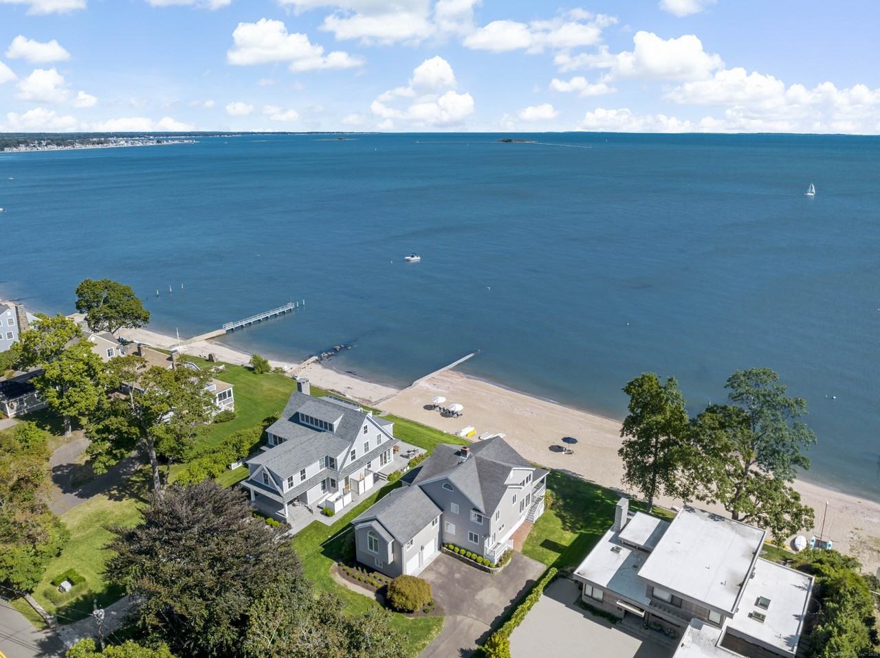 43 Shore Rd - Photo 7 of 32