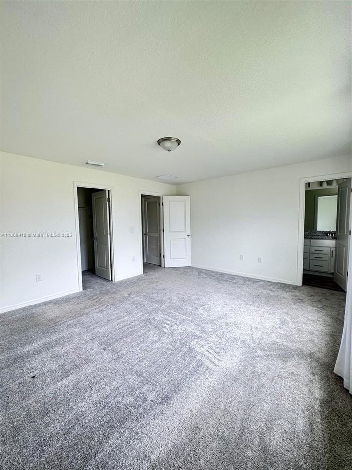 15110 Caspian Tern Court #102 - Photo 2 of 14