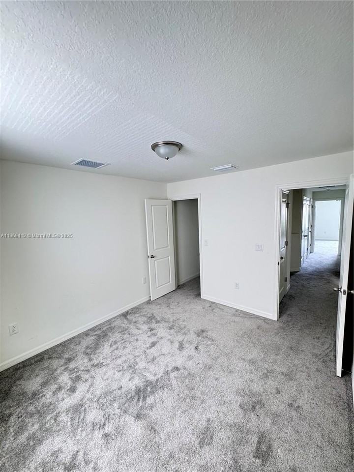 15110 Caspian Tern Court #102 - Photo 5 of 14