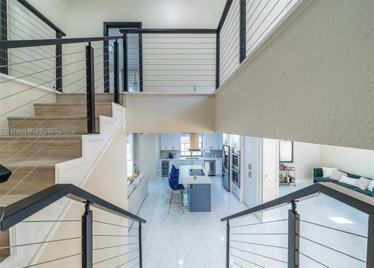 1451 Sw 11th Pl - Photo 7 of 19