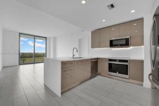 2000 Metropica Way #807 - Photo 1 of 1