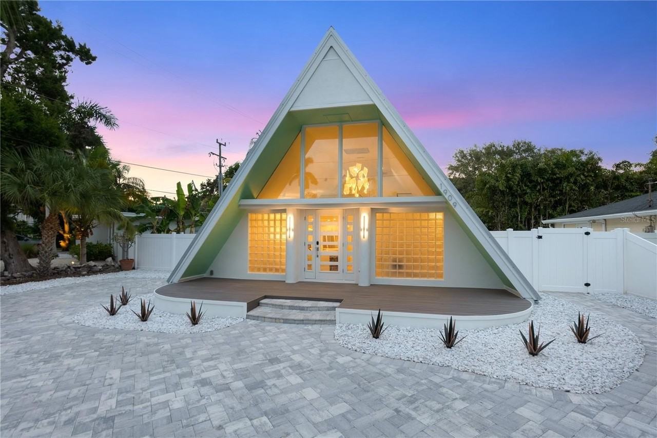 1909 High Point Dr - Photo 2 of 26