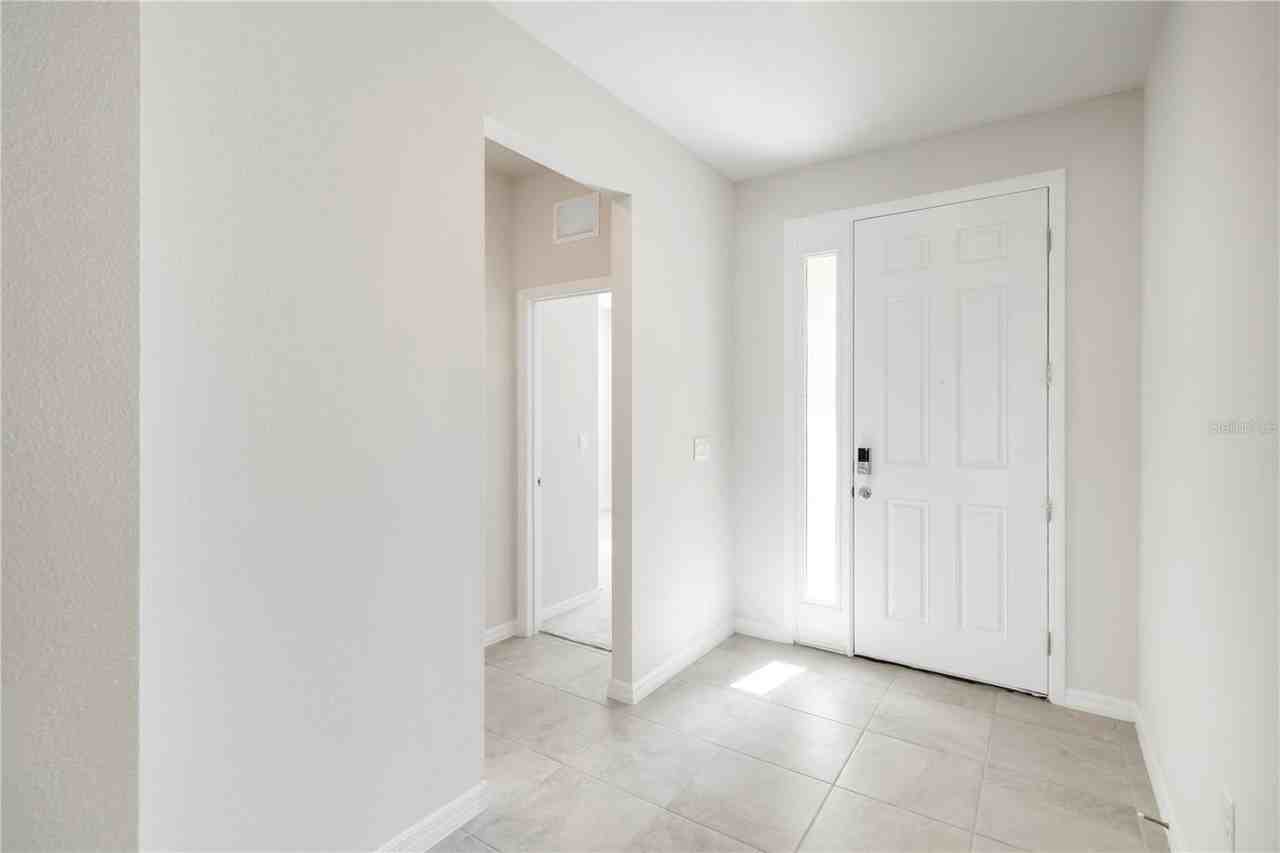 604 160th St E - Photo 5 of 50