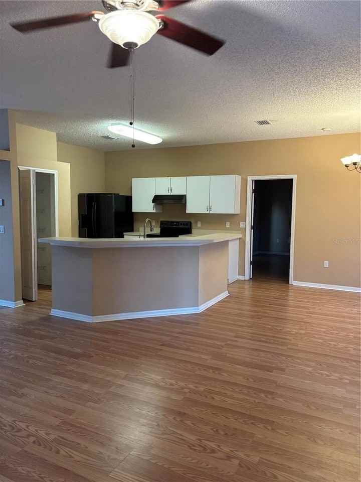 15 Zorach Pl - Photo 5 of 17