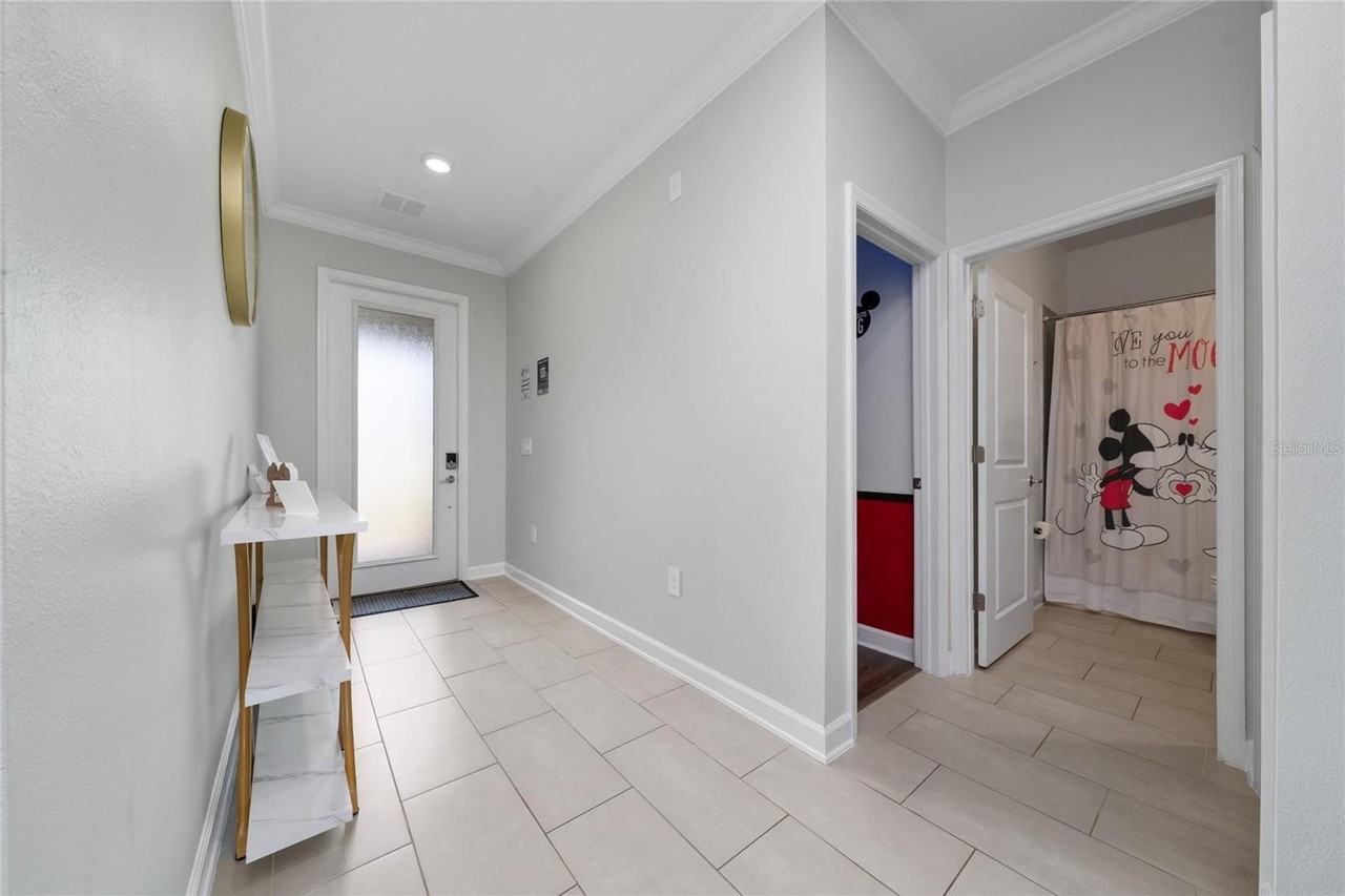 8973 Play Through Dr - Photo 3 of 29