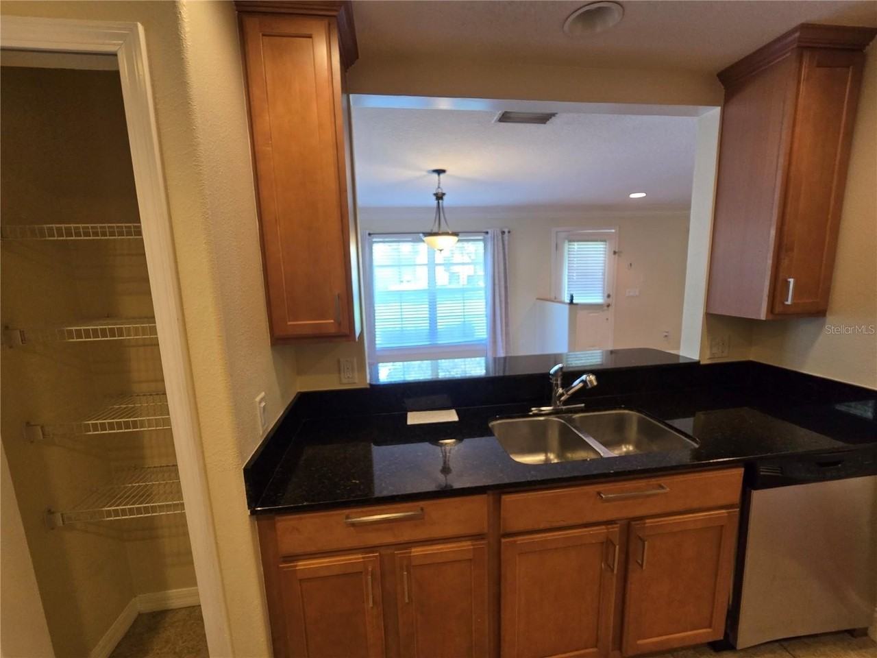 6262 Maisie Rd - Photo 6 of 19