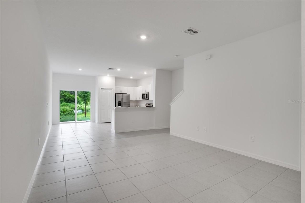 212 27th St Se - Photo 6 of 46