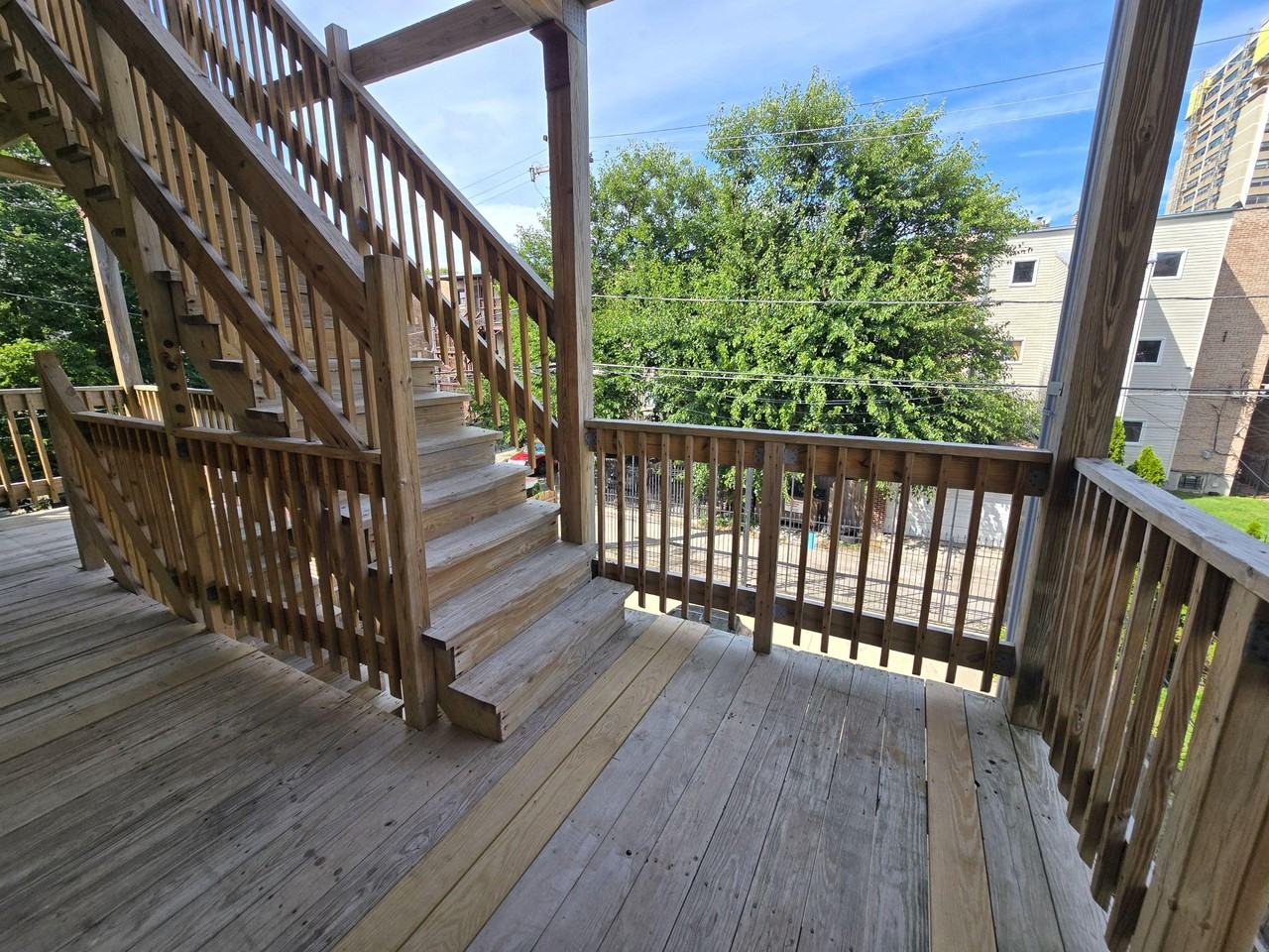 E 65th Pl - Photo 5 of 11