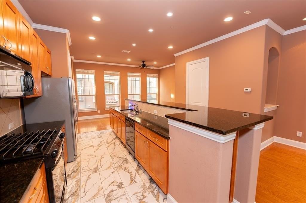 675 Senda - Photo 2 of 31