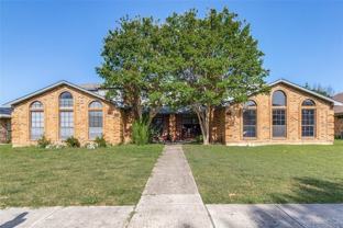 3335 San Mateo Dr - Photo 1 of 1