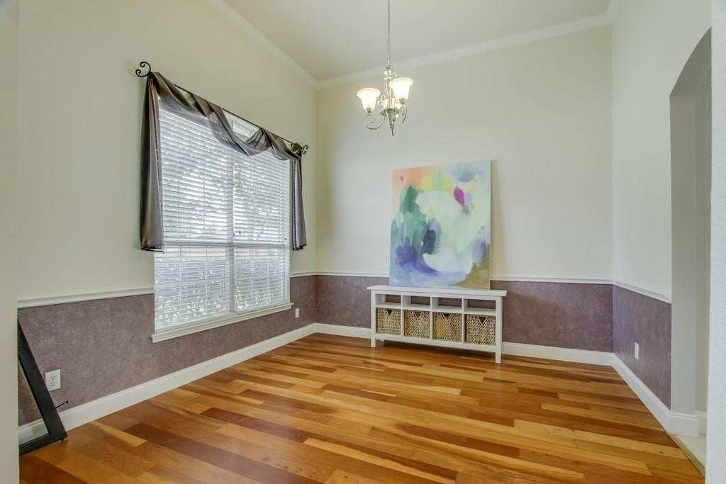 1322 Dove Brook Dr - Photo 3 of 29