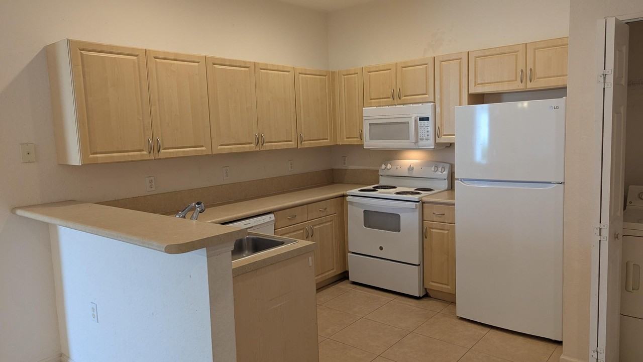 826 Middleton Dr Sw - Photo 6 of 32